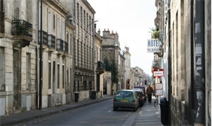 t3 à la location -   33000  BORDEAUX, surface 70 m2 location t3 - UBI464361767